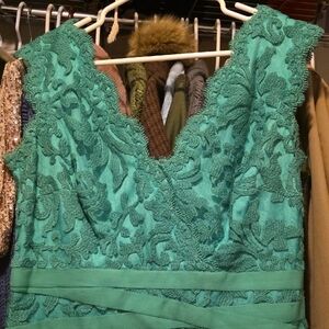 Tadashi Shoji Emerald Green Lace Gown